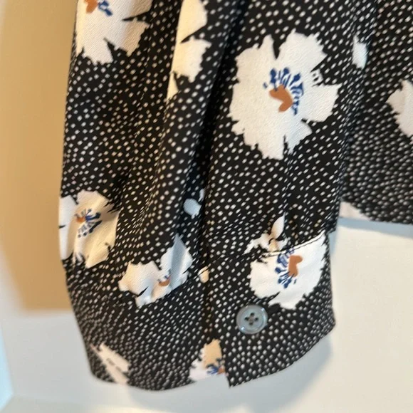 J Crew Factory floral cuffed blouse - Picture 5 of 5